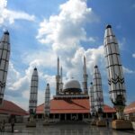 Masjid Agung Jawa Tengah (sumber: Flickr)